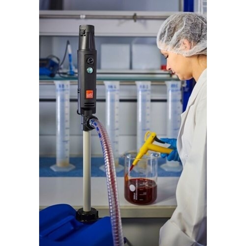 N° de l'image du produit 2 : Denios pompe pour fûts à batterie en polypropylène, tuyau 1,5 m, vanne de distribution, 75 W, profondeur d’immersion 500 mm