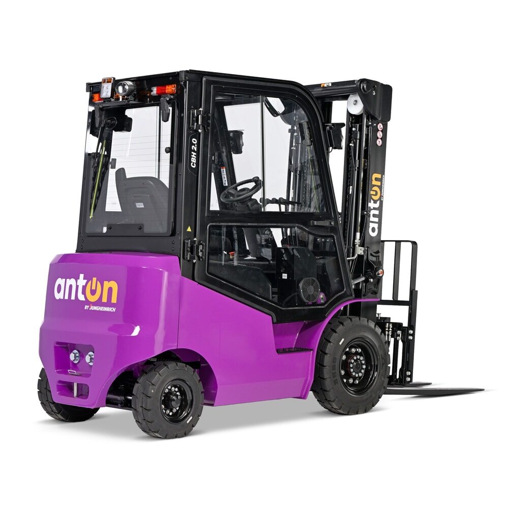 N° de l'image du produit 3 : AntOn by Jungheinrich chariot élévateur électrique CBH 2.0 avec mât télescopique triple, hauteur de levage 4 800 mm, capacité de charge 2 000 kg, cabine intempéries Comfort, avec chargeur embarqué