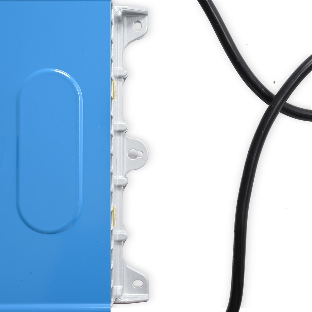 Productafbeelding nr. 4: Externe lader D400, 80 V, 60 A, CEE rood 32A, 5-pins - 3P+N+E voor AntOn by Jungheinrich elektrische heftruck CBH 2.0