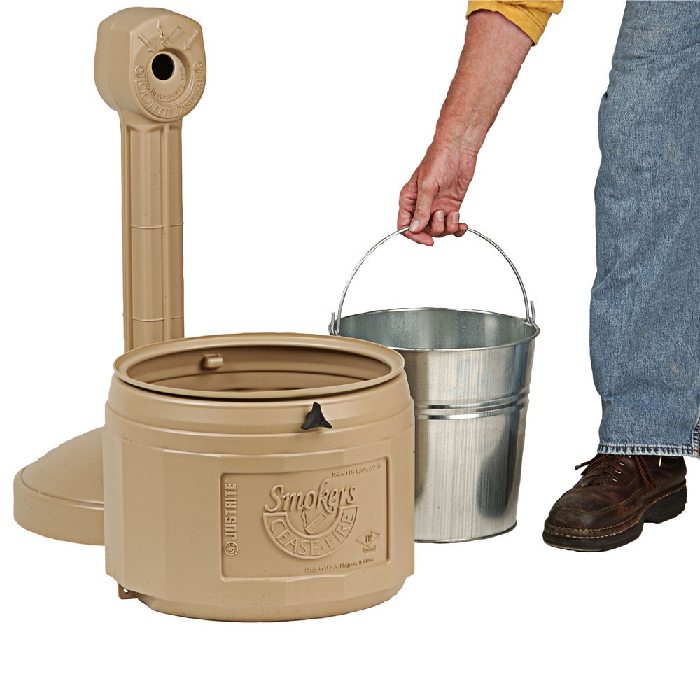 N° de l'image du produit 4 : Cendrier colonne de sécurité Justrite®, auto-extinguible, 15 litres, beige