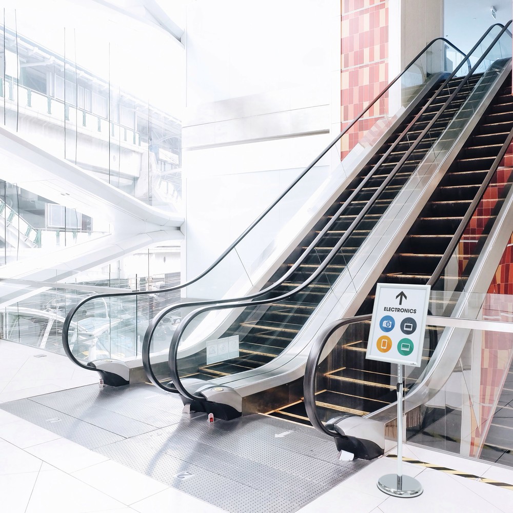 Productafbeelding nr. 6: DURABLE informatievloerstandaard met aluminium klikkader, A3.