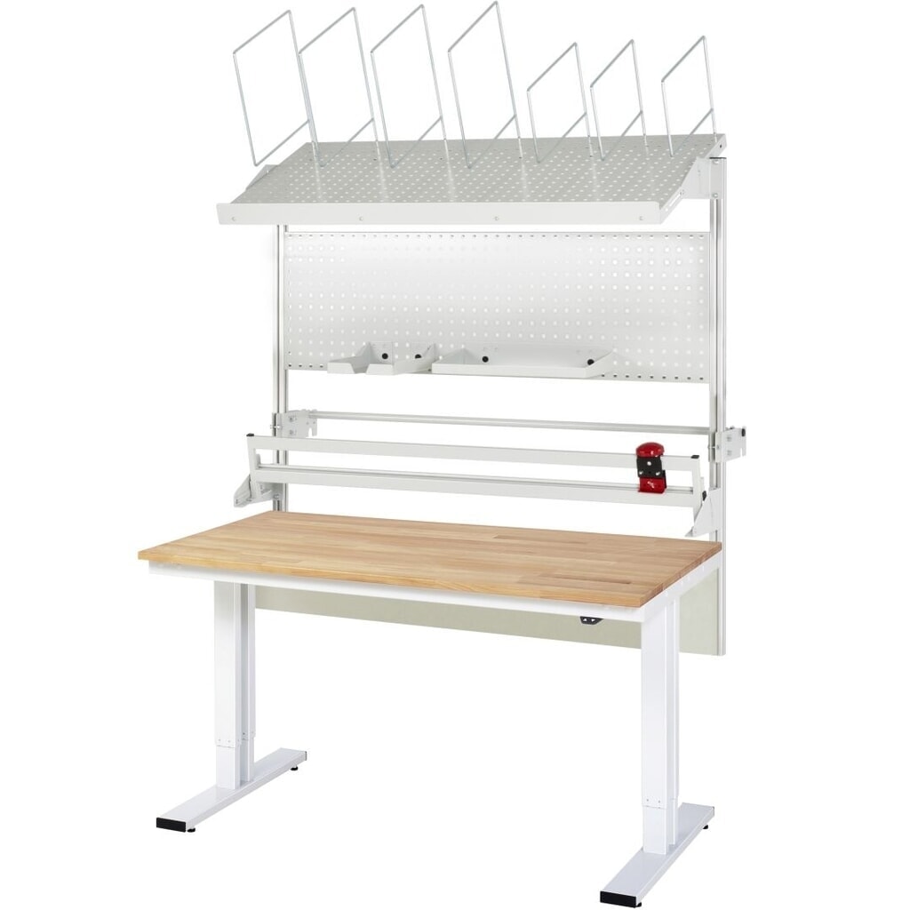 Illustration du produit: Ensemble de table d’emballage RAU réglable en hauteur électriquement adlatus 300, installation avec magasin de cartons, plaque perforée et dispositif de découpe, H x l x P 1 850–2 250 mm x 1 500 mm x 800 mm