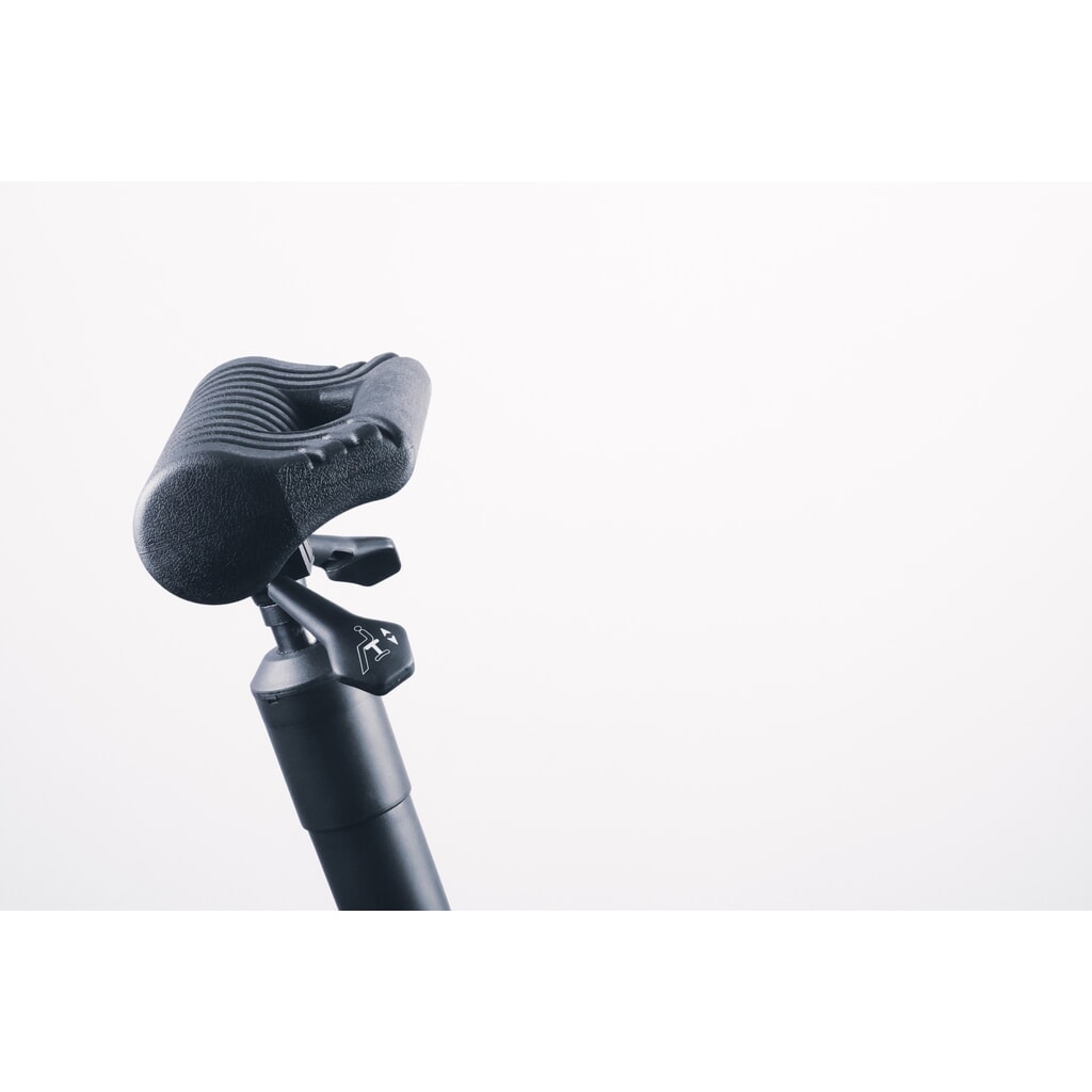 Siège assis-debout, assise ronde en PU, hauteur d’assise 630-840 mm, pied en fourche, poignée de transport N° de l'image du produit 9 : Siège assis-debout, assise ronde en PU, hauteur d’assise 630-840 mm, pied en fourche, poignée de transport