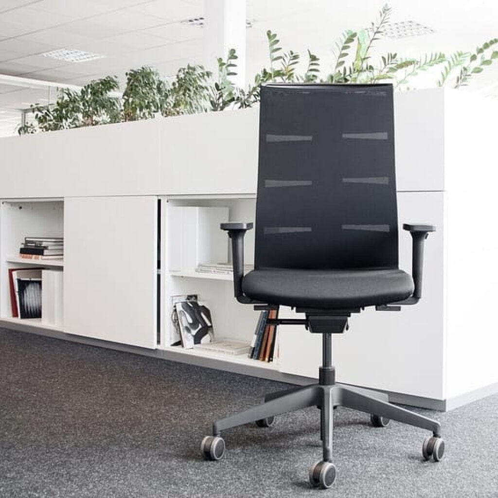 Chaise de bureau lento agilis matrix MT12, 100 % polyester, noir N° de l'image du produit 5 : Chaise de bureau lento agilis matrix MT12, 100 % polyester, noir