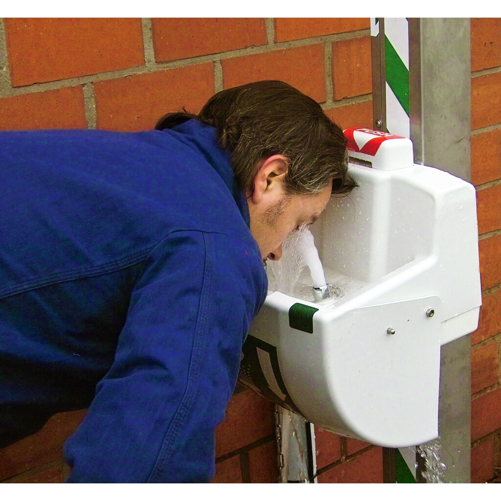 Douche oculaire/pour visage B-Safety PremiumLine, cuvette de récupération avec couvercle, montage mural N° de l'image du produit 4 : Douche oculaire/pour visage B-Safety PremiumLine, cuvette de récupération avec couvercle, montage mural