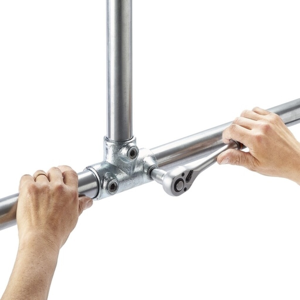 MOTTEZ Tube, longueur 200 cm pour connecteurs Ø 27 mm, galvanisé N° de l'image du produit 5 : MOTTEZ Tube, longueur 200 cm pour connecteurs Ø 27 mm, galvanisé
