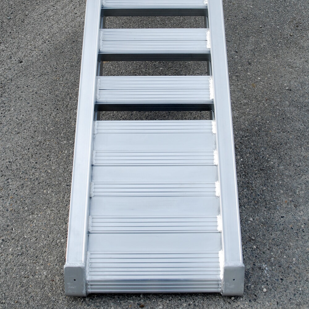 N° de l'image du produit 5 : Rails de chargement à barreaux, avec bordure, capacité de charge 1 660 kg/paire, longueur 2 340 mm