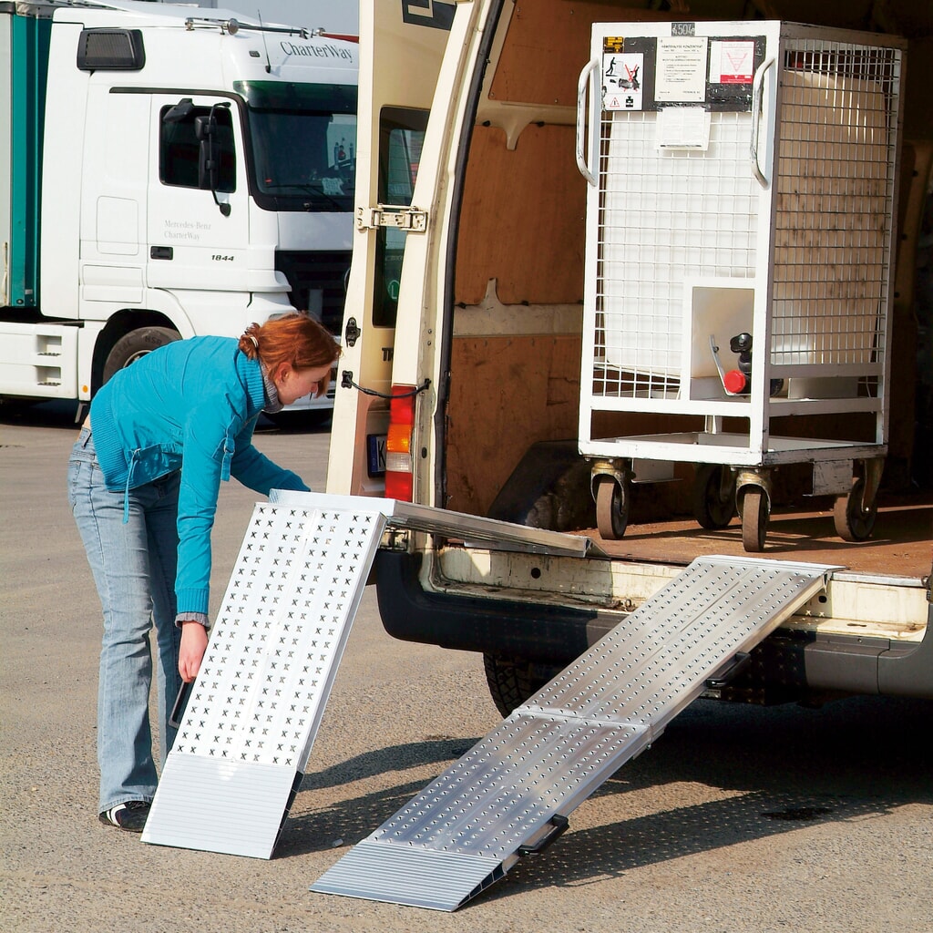 N° de l'image du produit 7 : Rails de chargement, pliables, capacité de charge 975 kg/pce, l x L 800 x 2 045 mm