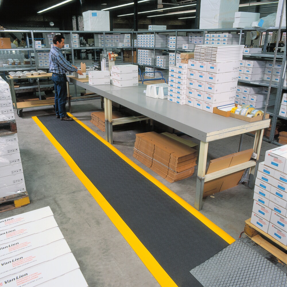 N° de l'image du produit 3 : Tapis anti-fatigue, surface texturée, LxP 600 x 910 mm, noir/jaune
