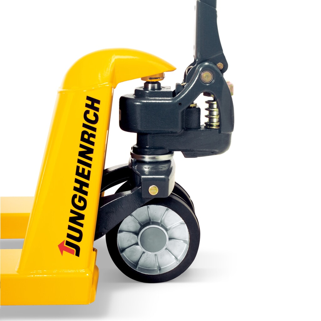Transpalette manuel Jungheinrich AM 22, capacité de charge 2 200 kg, longueur des fourches 950 mm, nylon N° de l'image du produit 6 : Transpalette manuel Jungheinrich AM 22, capacité de charge 2 200 kg, longueur des fourches 950 mm, nylon