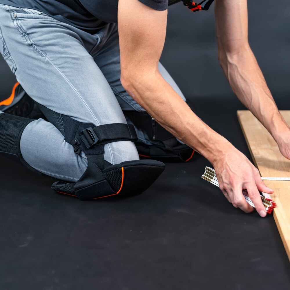 N° de l'image du produit 10 : Genouillère Hunic SoftExo KneePatch, adaptée à l’exosquelette SoftExo Lift