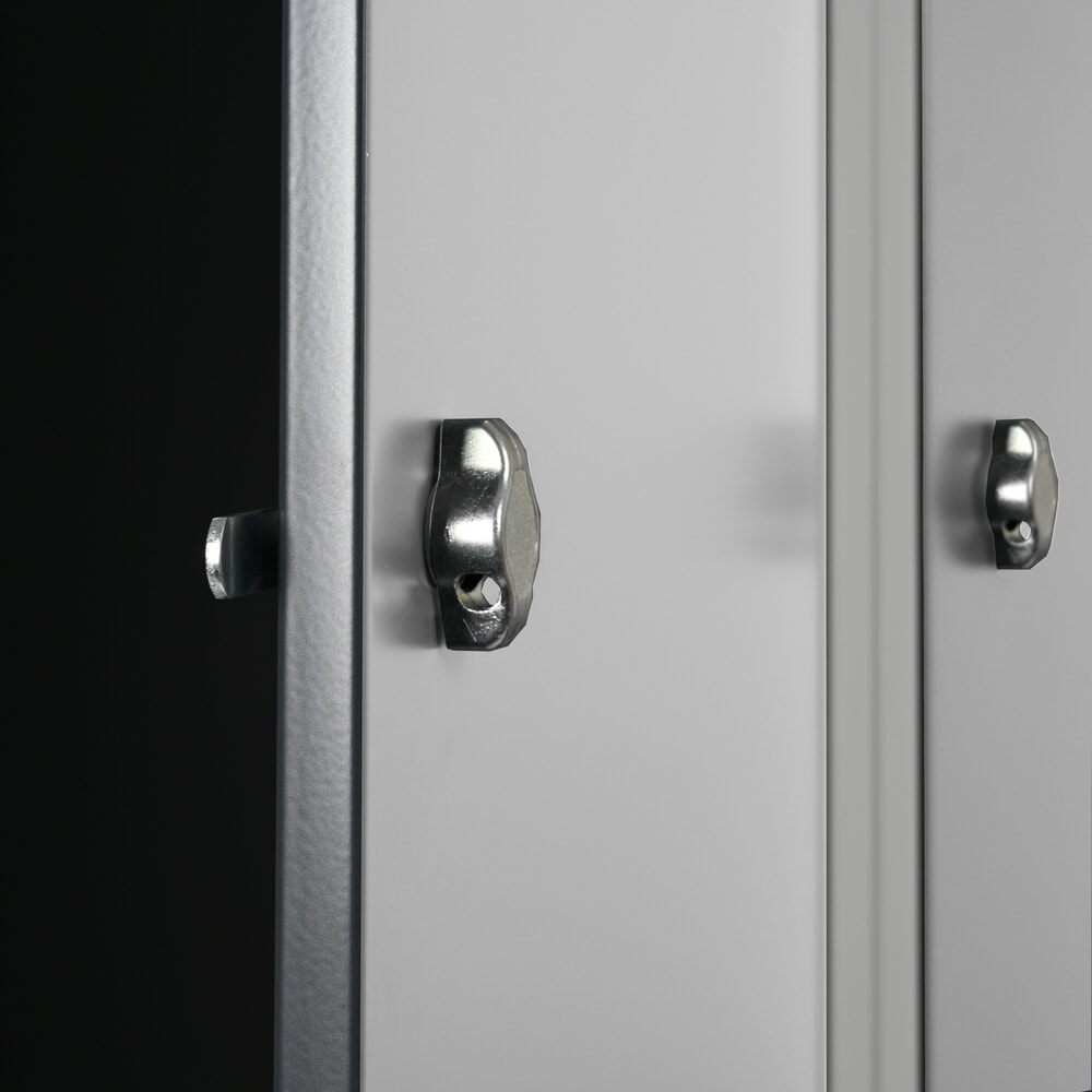 Productafbeelding nr. 6: Dubbele locker Steinbock®, op de vloer staand, 2 compartimenten, centrale scheidingswand, draaivergrendeling, hxbxd 1.800 x 800 x 500 mm, lichtgrijs / lichtgrijs