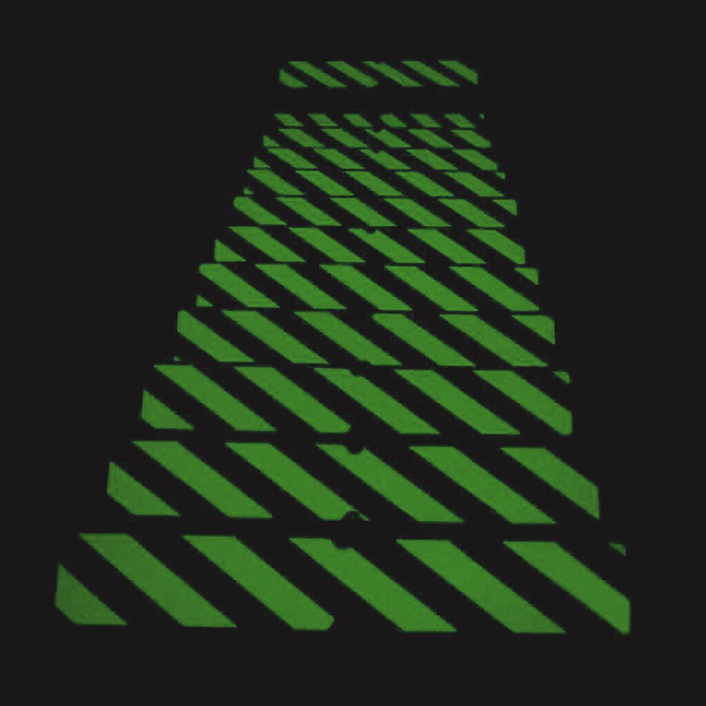 Antislipplaat, fluorescerend, lxb 635 x 114 mm, zwart/geel Product afbeelding: Antislipplaat, fluorescerend, lxb 635 x 114 mm, zwart/geel