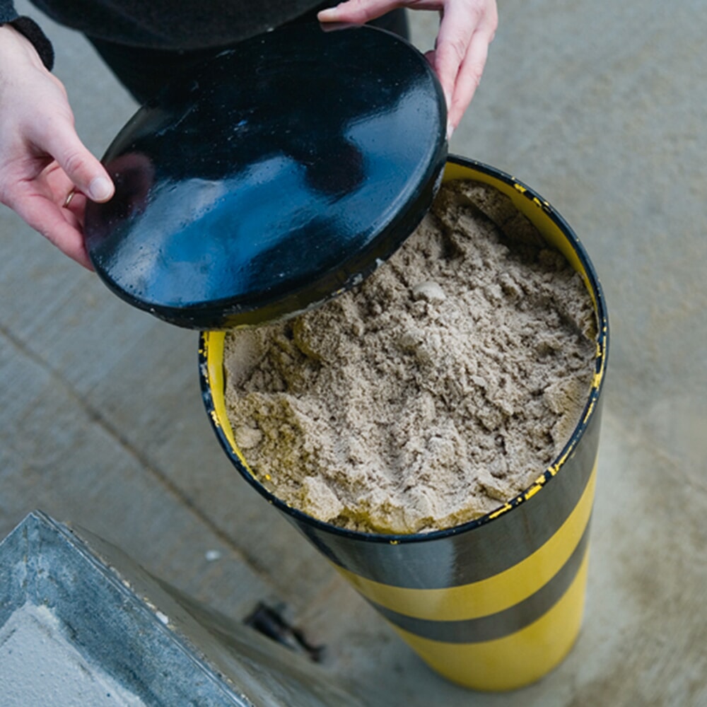 Productafbeelding nr. 4: Beschermpaal MORAVIA, voor verankeren in beton, voor buiten, hoogte 1.600 mm, Ø 273 mm