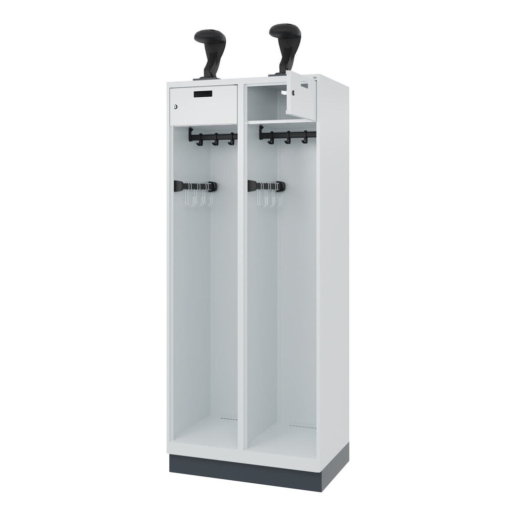C+P brandweerkast PRAKTUS, sokkel, 2 compartimenten, hxbxd 1.850 x 800 x 500 mm, lichtgrijs, met helmhouder Product afbeelding: C+P brandweerkast PRAKTUS, sokkel, 2 compartimenten, hxbxd 1.850 x 800 x 500 mm, lichtgrijs, met helmhouder