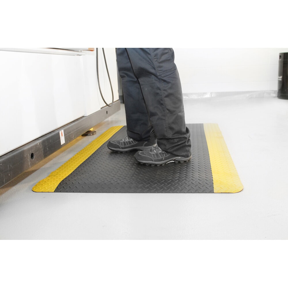 Productafbeelding nr. 2: Antivermoeidheidsmat COBA Deckplate ReGen70, 2-laags, zwart / geel, bxl 600 x 900 mm