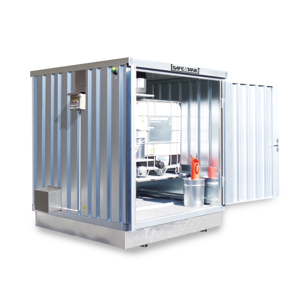 Container voor gevaarlijke stoffen SAFE Tank 400 KTC ECO, energiezuinig dankzij vraaggestuurde ventilatorregeling, buitenafmetingen 2.400x2.170x2.400 mm, dubbele draaideur (asymmetrische verdeling), centraal in de smalle zijde, opslagruimte 4 m² Product afbeelding: Container voor gevaarlijke stoffen SAFE Tank 400 KTC ECO, energiezuinig dankzij vraaggestuurde ventilatorregeling, buitenafmetingen 2.400x2.170x2.400 mm, dubbele draaideur (asymmetrische verdeling), centraal in de smalle zijde, opslagruimte 4 m²
