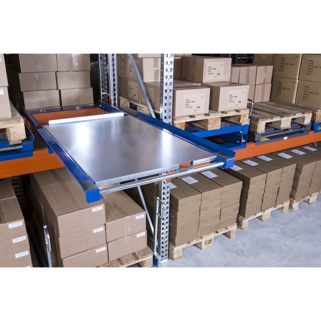 Gesloten stalen legbord voor palletuittrekvoorziening, draagvermogen 600 kg, uittrekdiepte 70% Productafbeelding nr. 3: Gesloten stalen legbord voor palletuittrekvoorziening, draagvermogen 600 kg, uittrekdiepte 70%