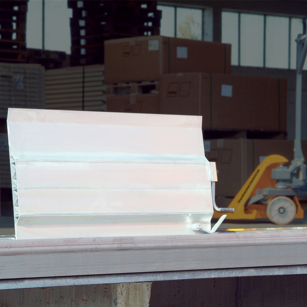 Productafbeelding nr. 2: Laadbrug, met handmatige valbeveiliging, cap. 4.000 kg, bxl 1.250 x 410 mm
