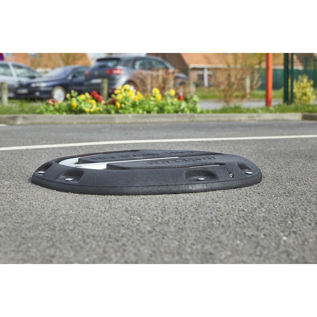Productafbeelding nr. 13: MOTTEZ parkeerplaatsbeugel van gegoten rubber met slot