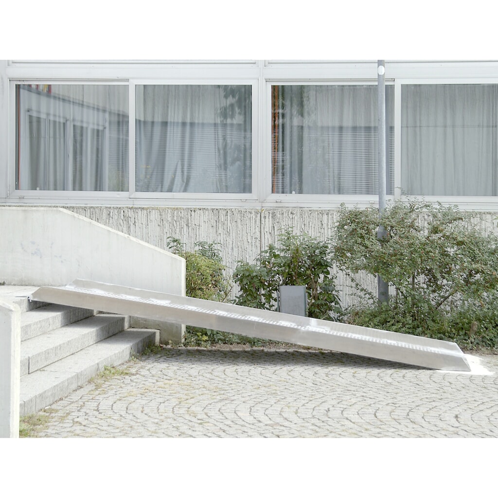 Oprijplaten met steunvlak, cap. 400 kg, bxl 800 x 1.500 mm Productafbeelding nr. 2: Oprijplaten met steunvlak, cap. 400 kg, bxl 800 x 1.500 mm