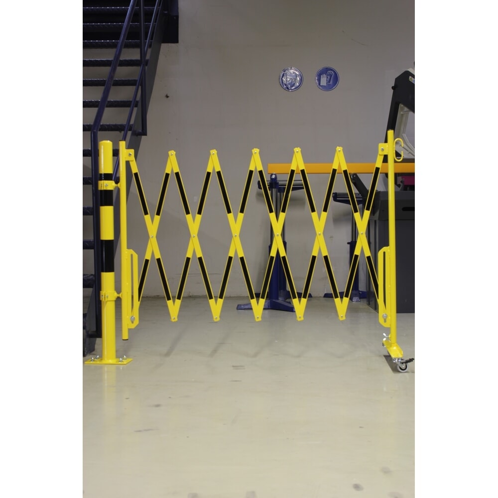 Productafbeelding nr. 4: Schaarhek dancop, 1 paal op wieltjes, 1 paalbevestiging voor Ø 60 mm, breedte 3600 mm, geel/zwart
