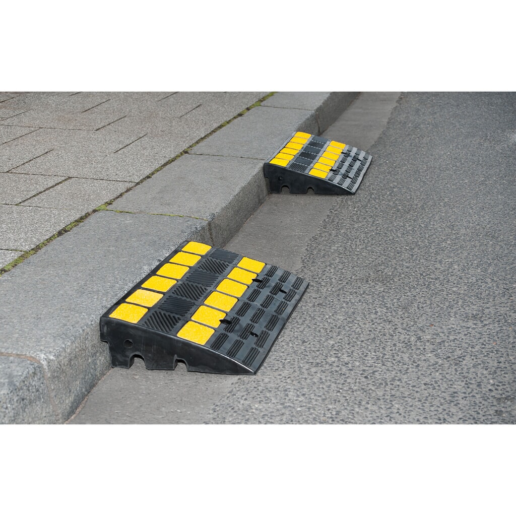 MORAVIA oprijplaat, hard rubber, hxbxd 100 x 600 x 300 mm Productafbeelding nr. 4: MORAVIA oprijplaat, hard rubber, hxbxd 100 x 600 x 300 mm
