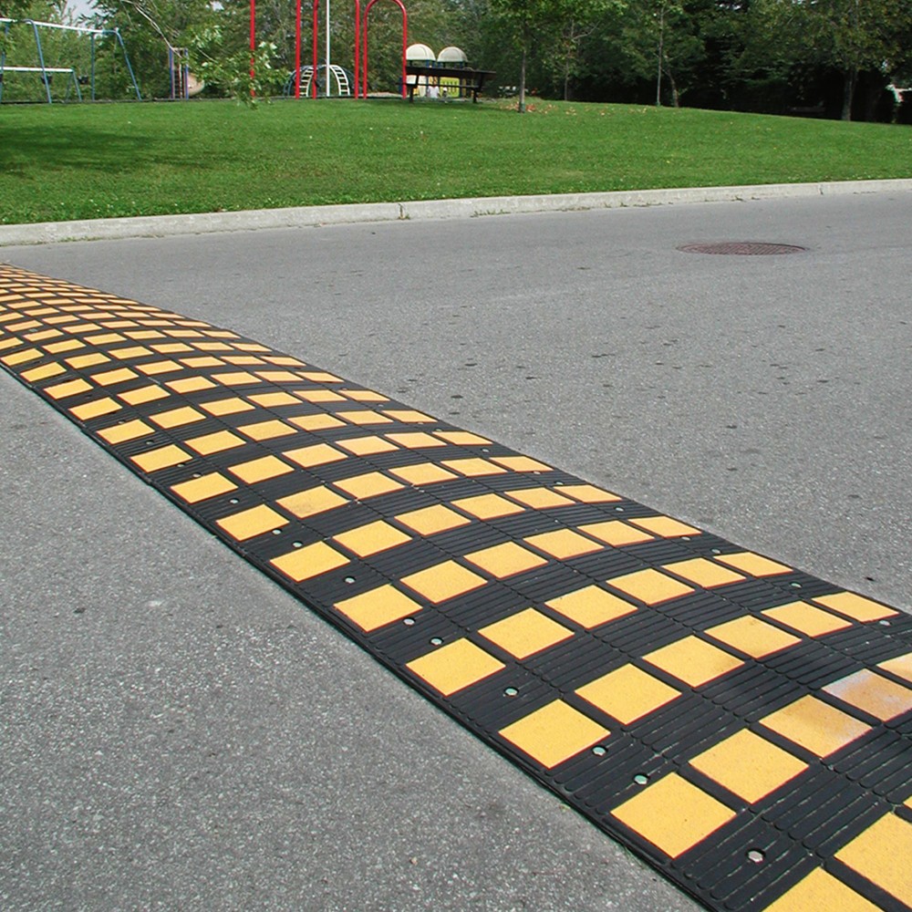 Productafbeelding nr. 3: MORAVIA verkeersdrempel SafeRide®, < 30 km/u, eindelement met groef, hoogte 50 mm, zwart