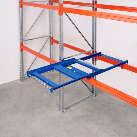 Productafbeelding nr. 3: Palletuittrekvoorziening, uitvoering op steunpoten, bxd 860 x 1.200 mm, cap. 600 kg