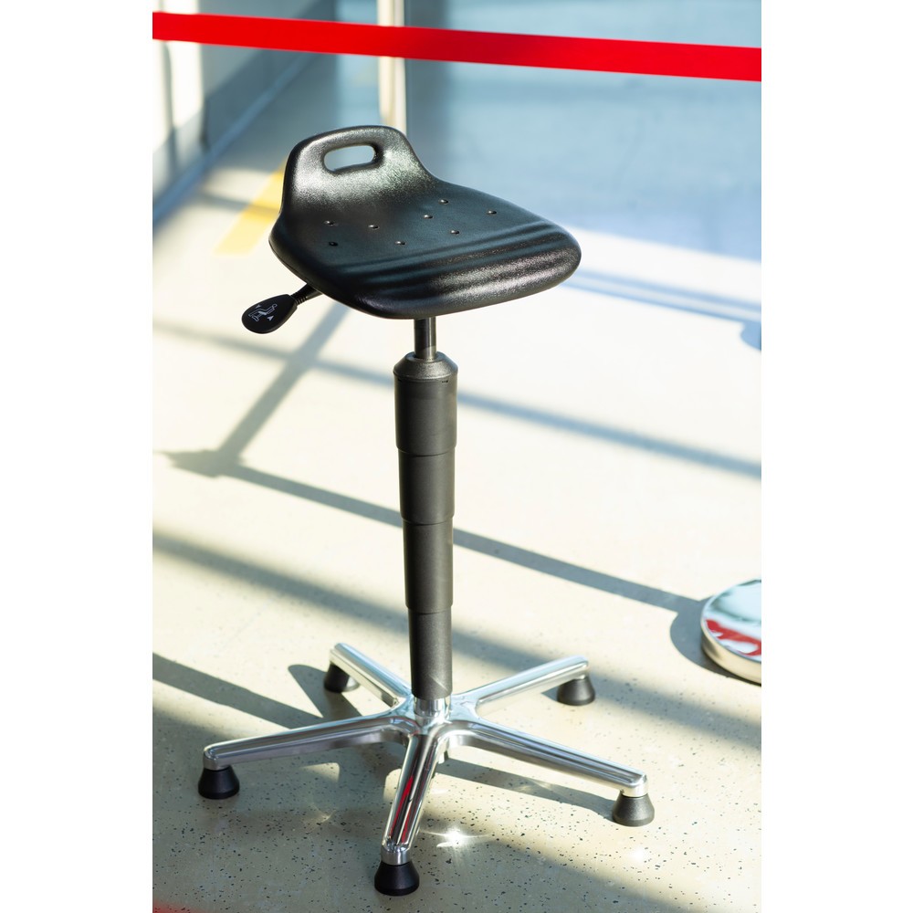 Produktabbildung Nr. 4: Siège assis-debout, assise en PU pivotante et inclinable, hauteur d’assise 620-880 mm, base aluminium, poignée de transport