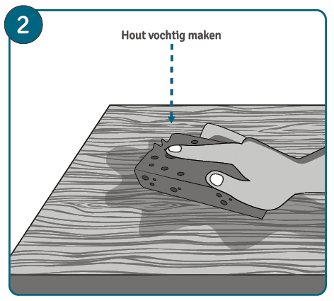 Hout vochtig maken met een spons